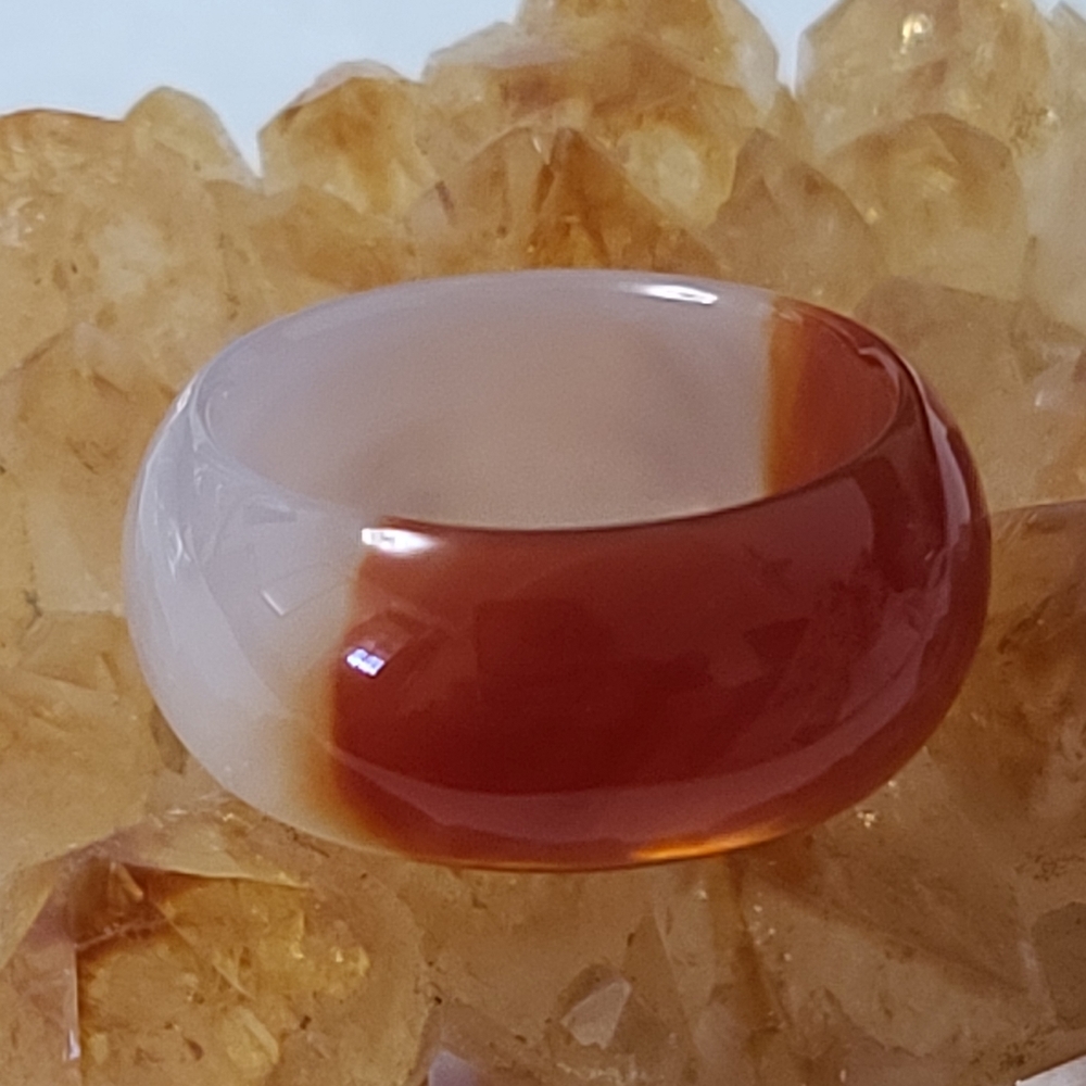 🌻Bogo 50% off*Vintage 2 tone Carnelian Band Ring